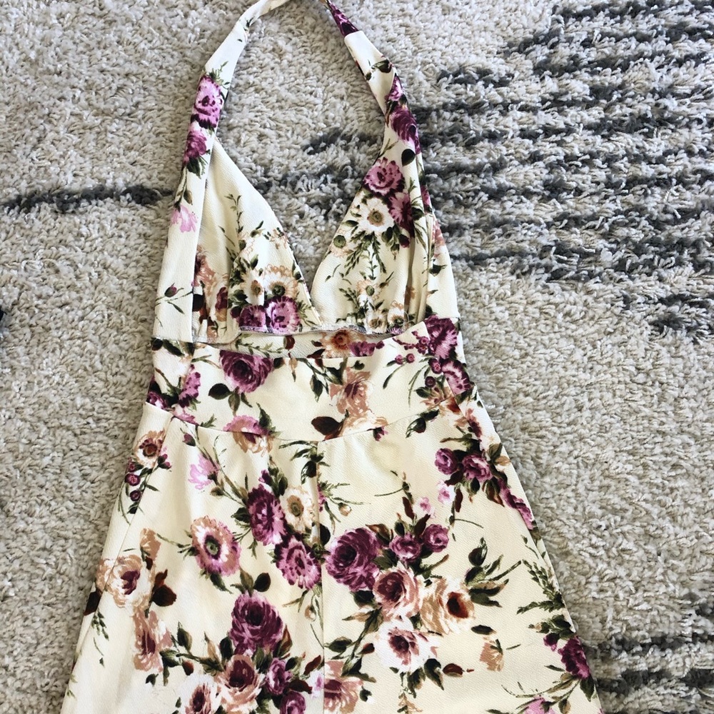 Romper - Picture 2 of 3